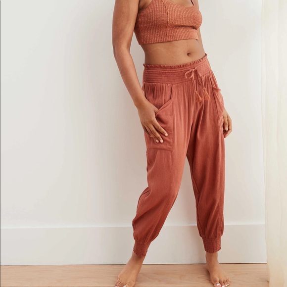 aerie Pants - Aerie Easy Jogger Smocked
